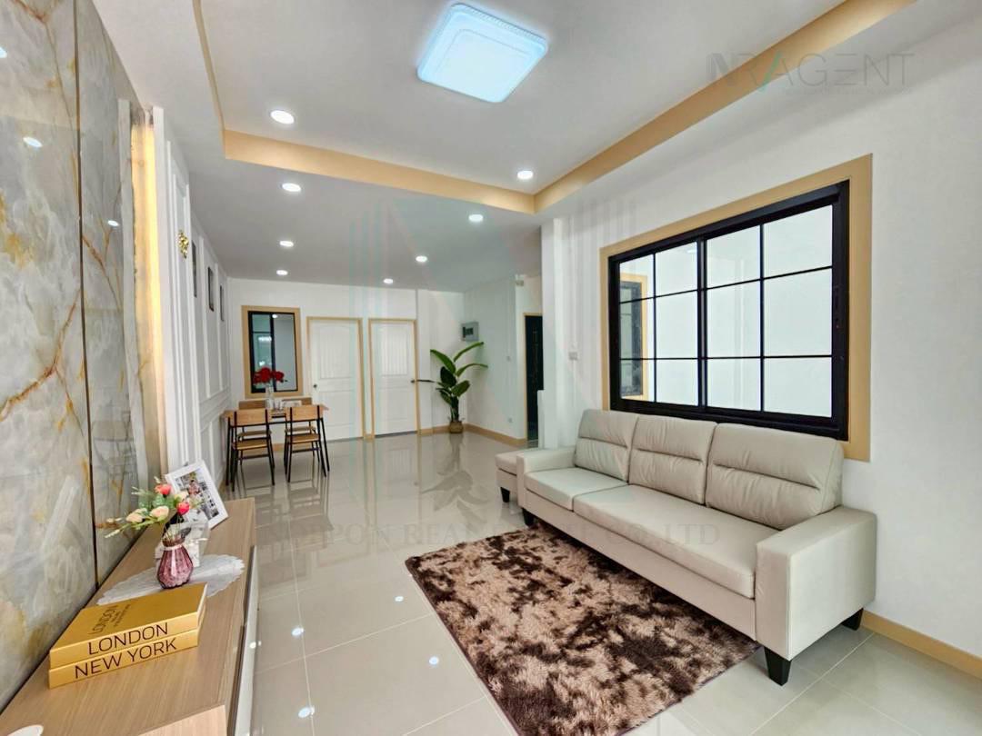 รูป 📌 ขายทาวน์เฮาส์ โครงการ บุศรินทร์ บางบัวทอง 2 ชั้น 4 ห้องนอน 2 ห้องน้ำ - รูปที่ 3/8