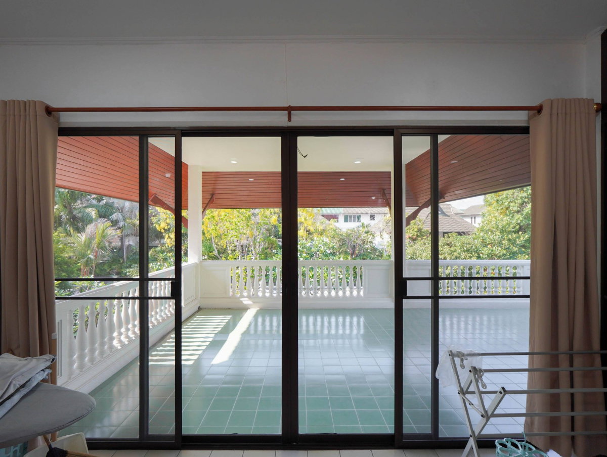 รูป บ้านเดี่ยวในโครงการติดทะเลหน้าหาดขาวทะเลใสสะอาด ทำเลดีนาจอมเทียนพัทยา - รูปที่ 18/31