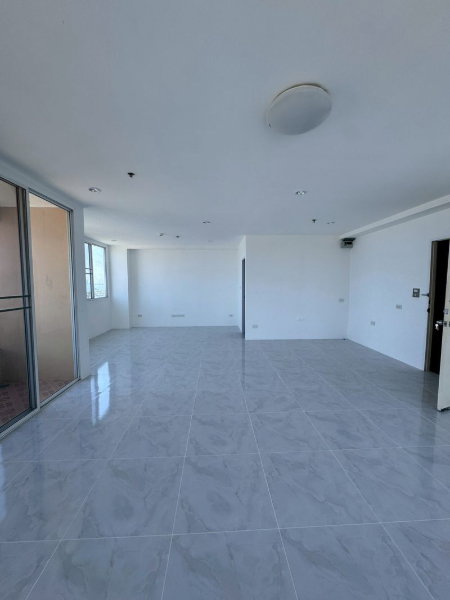 รูป ขายคอนโดศรีราชา วิว ห้องมุม วิวทะเล ชั้นสูง ทำเลดีมาก  - รูปที่ 5/8