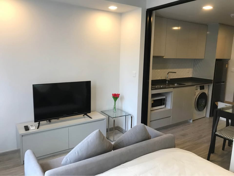 picture Maestro 14 Siam Ratchathewi【𝐑𝐄𝐍𝐓】🔥Great value in every room, great functionality, everything you need in one place! 🔥 Contact Line ID: @hacondo - 4/9