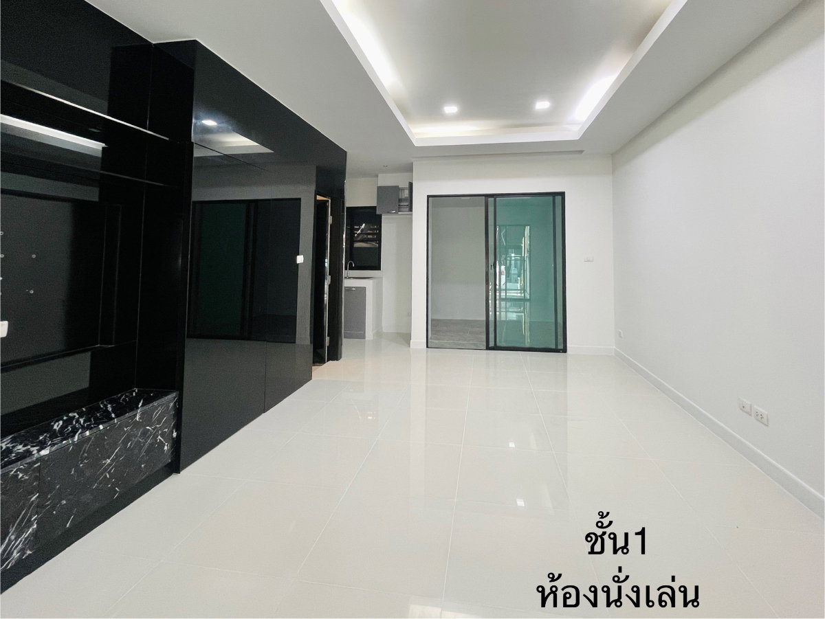รูป ทาวโฮม 3 ชั้น ใกล้ การไฟฟ้านครหลวง ม.เกษตร ม.ศรีปทุม ม.ธุรกิจบัณฑิตย์  - รูปที่ 2/8