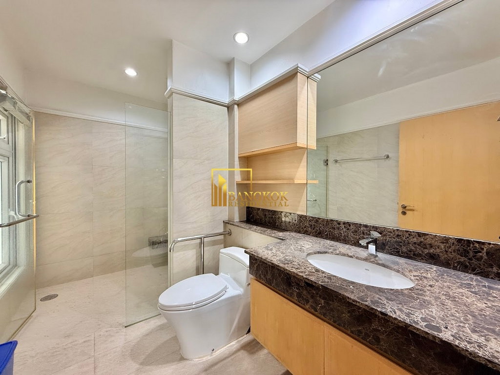 รูป Incredible 6 Bedroom House For Rent in Phra Khanong Area - BR28166SH - รูปที่ 53/71