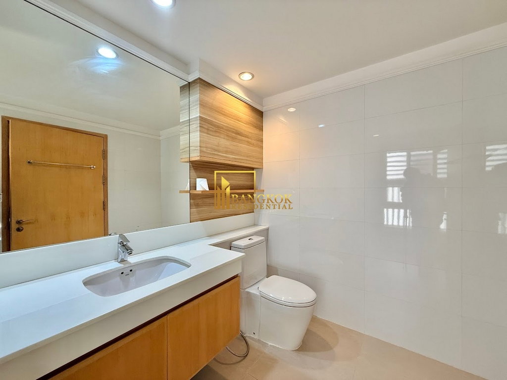 รูป Incredible 6 Bedroom House For Rent in Phra Khanong Area - BR28166SH - รูปที่ 41/71