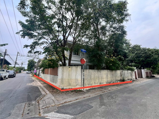รูป ขาย บ้านเดี่ยว พื้นที่ใช้สอยลงตัว บนทำเลที่รายล้อมด้วยโรงเรียน ตลาด โรงพยาบาล ห้าง และสนามบินดอนเมือง ใช้ชีวิตสะดวกครบในโซนเดียว | รหัส 93315 - รูปที่ 2/15