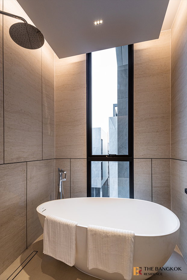 รูป 💎🏡ขายบ้านหรู Ultra Luxury ZENITH 5 Srinakarin พื้นที่กว้าง เพดานสูง โปร่ง ดีไซน์สวย เรียบหรู💎 - รูปที่ 15/22