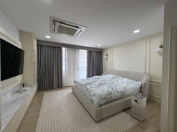 ขายโฮมออฟฟิศ 5 ห้องนอน 330 ตร.ม. 43.8 ตร.ว. เดอะบลิซ แอท ทเวนตีไฟฟ์