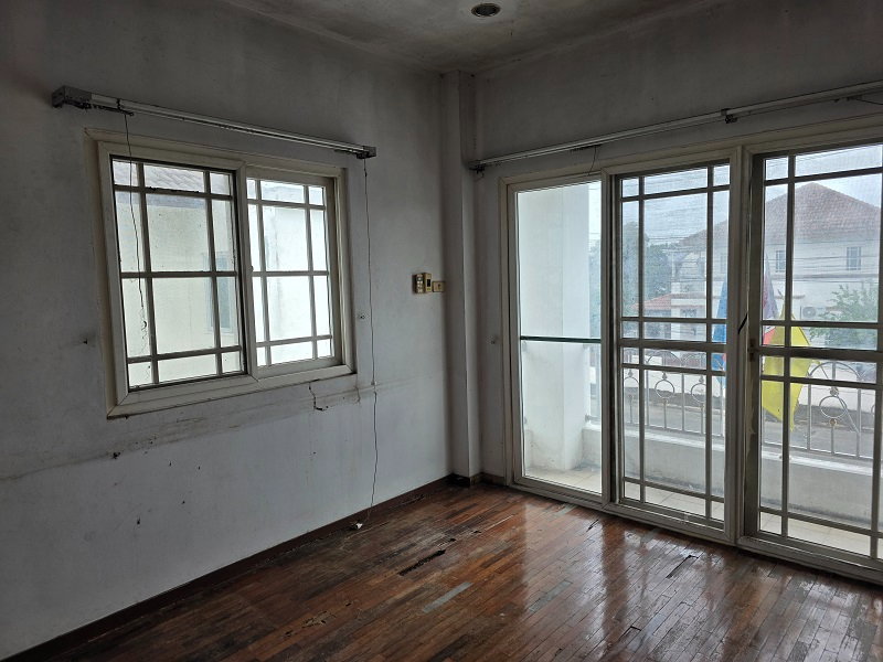 รูป บ้าน 2 ชั้น ม.บุณฑริก ถ.ไสวประชาราษฎร์ อ.ลำลูกกา ปทุมธานี - รูปที่ 3/6