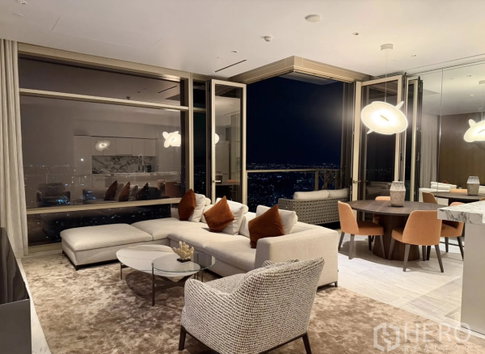 For rent 2 Bedroom Condominium in Four Seasons Private Residence in Yan Nawa, Sathon, Bangkok BTS Saphan Taksin HRE00685