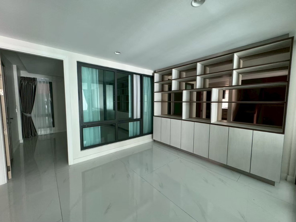 รูป บ้านรีโนเวทใหม่ 3 นอน 3 น้ำ ใกล้ รพ. สมิติเวช ทองหล่อ ** NO CO-AGENT ** - รูปที่ 61/74