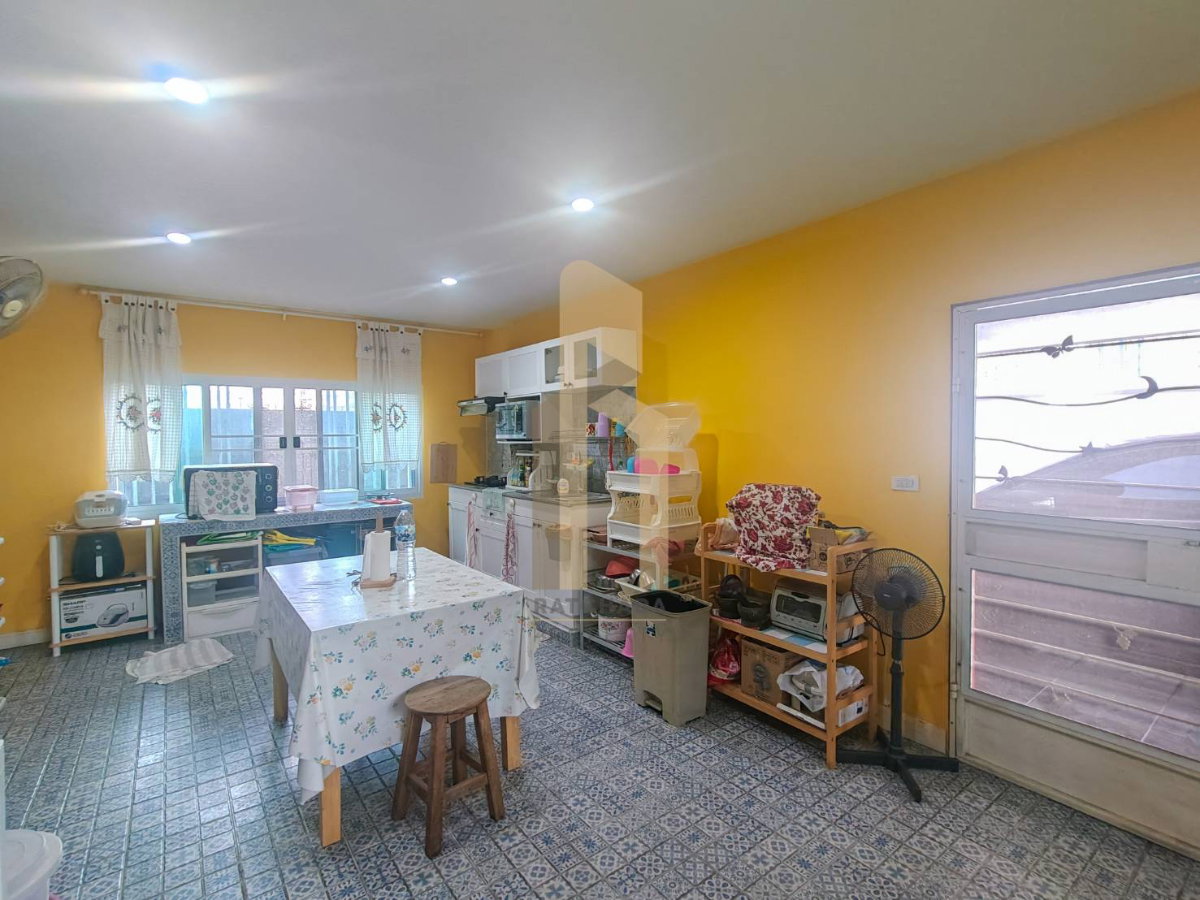 รูป 🔥 ขาย 🔥 บ้านพร้อมที่ดิน ซอย ลาดพร้าว 64 / 5 ห้องนอน P107 - รูปที่ 8/22