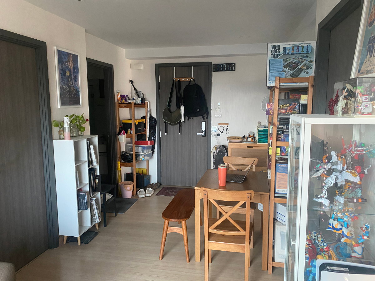 picture 2 Bed 1 Bath Top-floor corner unit - 3/10