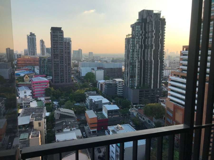 รูป Maru Ekkamai 2 Pet Friendly 🐶 ใกล้ BTS เอกมัย 🚆 1นอน 30ตร.ม. ฟังก์ชันลงตัว 🛏✨ อยู่สบาย เดินทางง่าย ขาย 4.9 ลบ. 💼🏙 พร้อมอยู่ทันที - รูปที่ 9/9