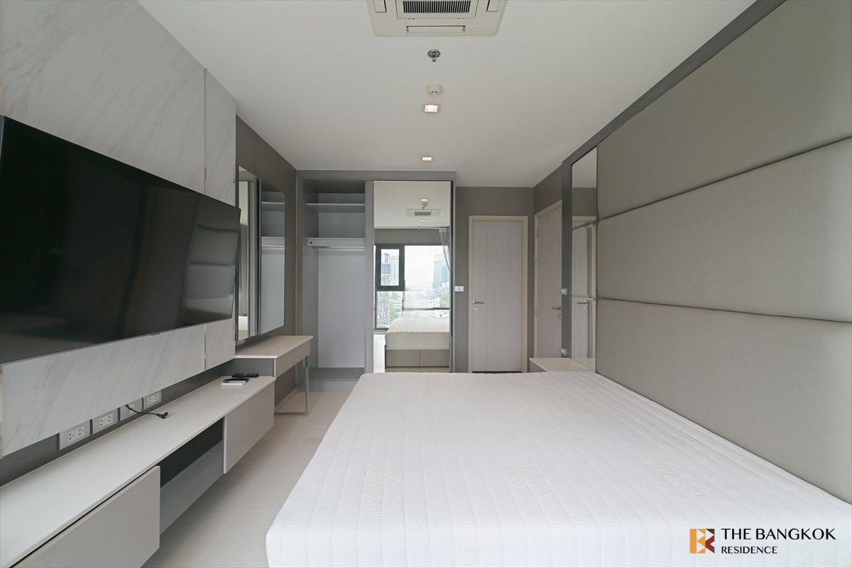 รูป 🔥 Hot Unit! ห้องรีโนเวทใหม่ ชั้นสูง วิวสวย เฟอร์ครบ - RHYTHM Sukhumvit 36-38 ใกล้ BTS ทองหล่อ - รูปที่ 10/13
