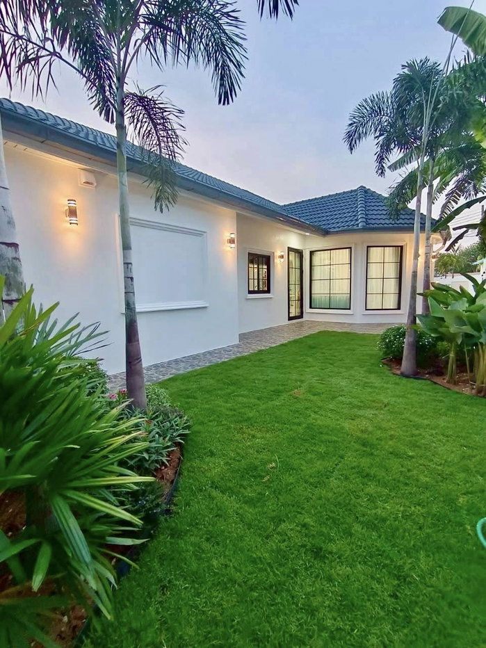 รูป Luxury Pool Villa for Sale Khao Noi East Pattaya - รูปที่ 3/17