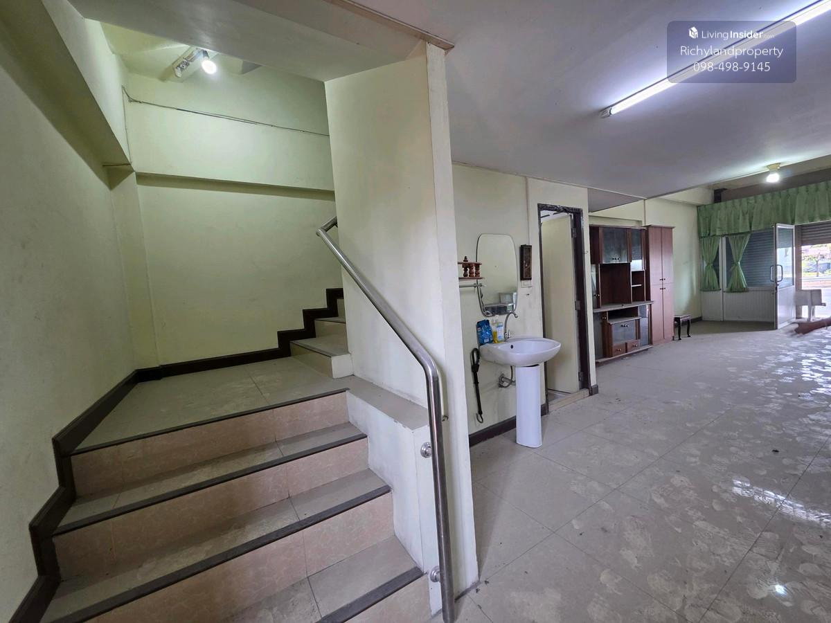 รูป ขายอาคารพาณิชย์ 2 ชั้นครึ่ง ติดถนนใหญ่ บรมราชชนนี - พุทธมณฑล สาย 7 ใกล้ตลาดน้ำดอนหวาย - รูปที่ 4/19