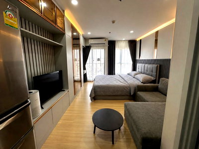 Condos for rent : *** Condo for rent : Supalai Veranda Ramkhamhaeng  Studio Fully Furnished Built-in furniture near MRT Rajamankala National Stadium ***