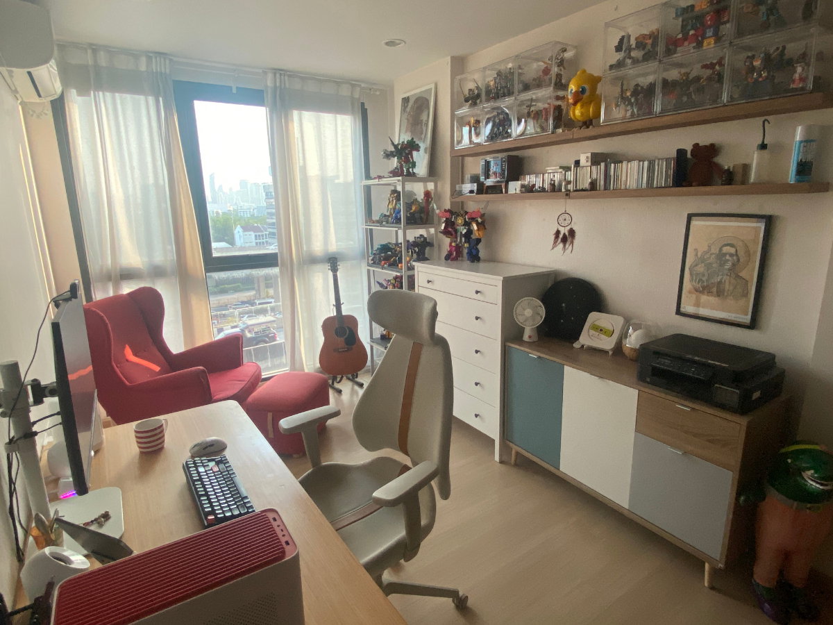 picture 2 Bed 1 Bath Top-floor corner unit - 7/10
