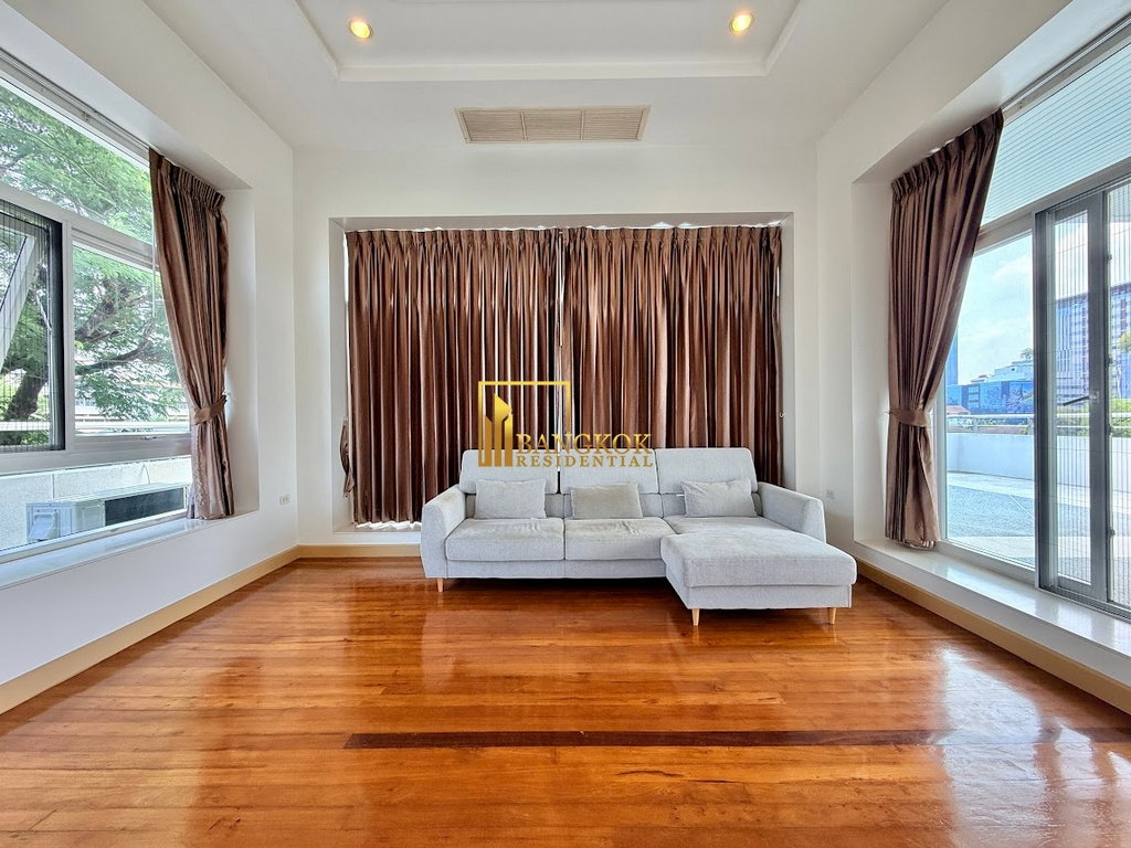 รูป Incredible 6 Bedroom House For Rent in Phra Khanong Area - BR28166SH - รูปที่ 62/71