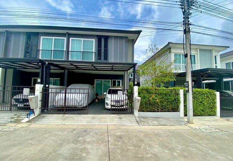 ขายบ้านแฝด : บ้านแฝด 2 ชั้น ฟังก์ชันครบ ใกล้เมืองพัทยา ใน หมู่บ้านศุภาลัย วิลล์