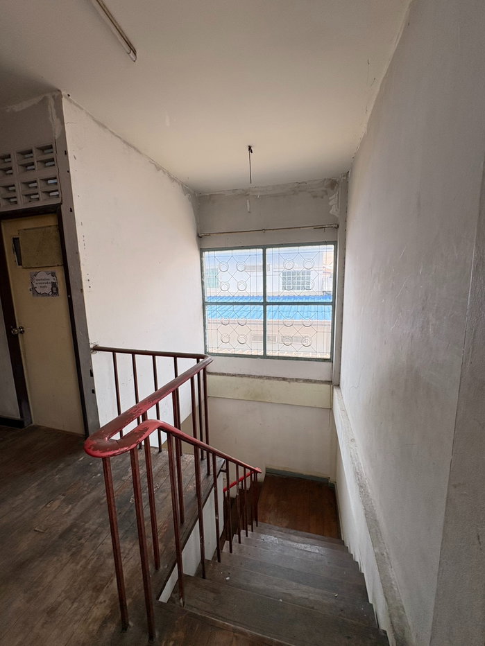 รูป บ้านเก่าทำเลดี ที่คนมองเป็นจะเห็นโอกาส! 54 ตร.ว. โชคชัย 4 ใกล้รถไฟฟ้าสายสีเหลือง - รูปที่ 18/19