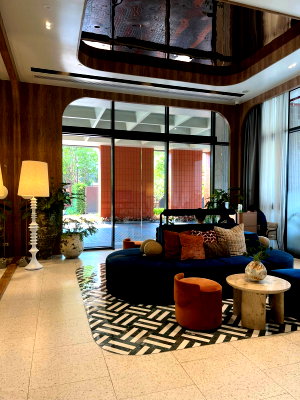 Condos for rent : For rent !!  FLO by Sansiri  | 13K. per month |  24.8 Sq.m.  1 Bed1Bath  10th Floor