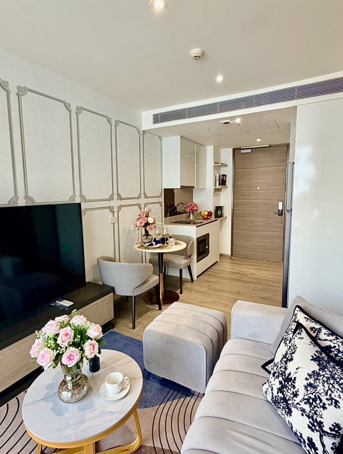 รูป ให้ เช่าคอนโด Fynn Property สุขุมวิท 10  35 ตร.ม. 1 ห้องนอน 1 ห้องน้ำ ห้องพร้อมอยู่ เฟอร์นิเจอร์ครบครัน ใกล้ BTS อโศก - รูปที่ 4/12