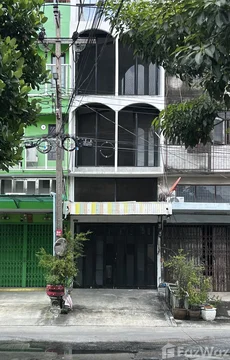 ทาวน์เฮ้าส์ให้เช่า 2 ห้องนอน ใน บางจาก, กรุงเทพมหานคร 5360672