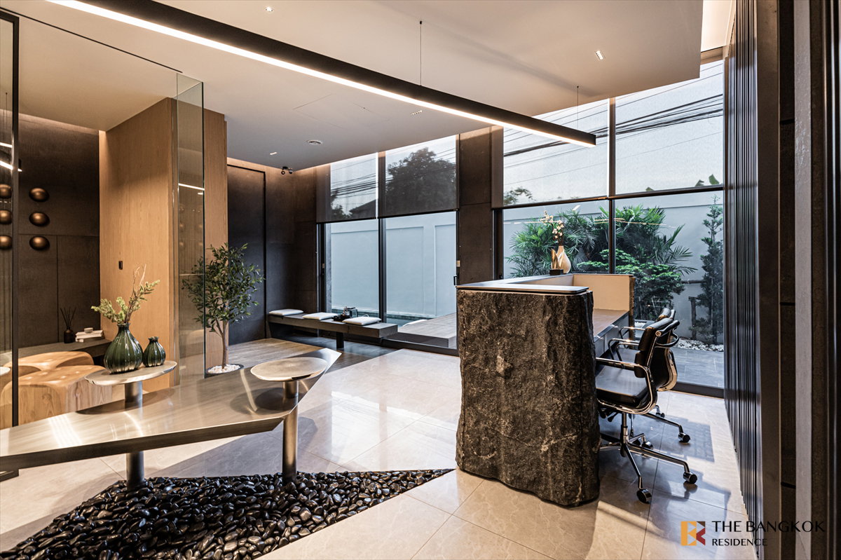 รูป 💎🏡ขายบ้านหรู Ultra Luxury ZENITH 5 Srinakarin พื้นที่กว้าง เพดานสูง โปร่ง ดีไซน์สวย เรียบหรู💎 - รูปที่ 18/22