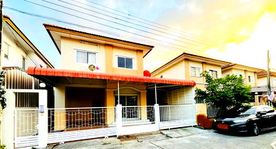 บ้านแฝด สมุทรปราการ : 🔥 ขาย บ้านแฝดหมู่บ้านปัญฐิญา แพรกษา Pantiya Praksa  🌳  ติดถนนใหญ่ ใกล้นิคมบางปู พร้อมของแถมหลายรายการ ฟรีค่าโอน!