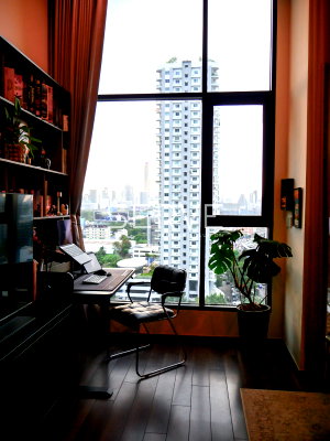 Condos for sale : Duplex 1 Bed Large Room City view Fully furnished Good Location  Close to MRT Phra Ram 9  400 m. @ KnightsBridge Space – Rama 9