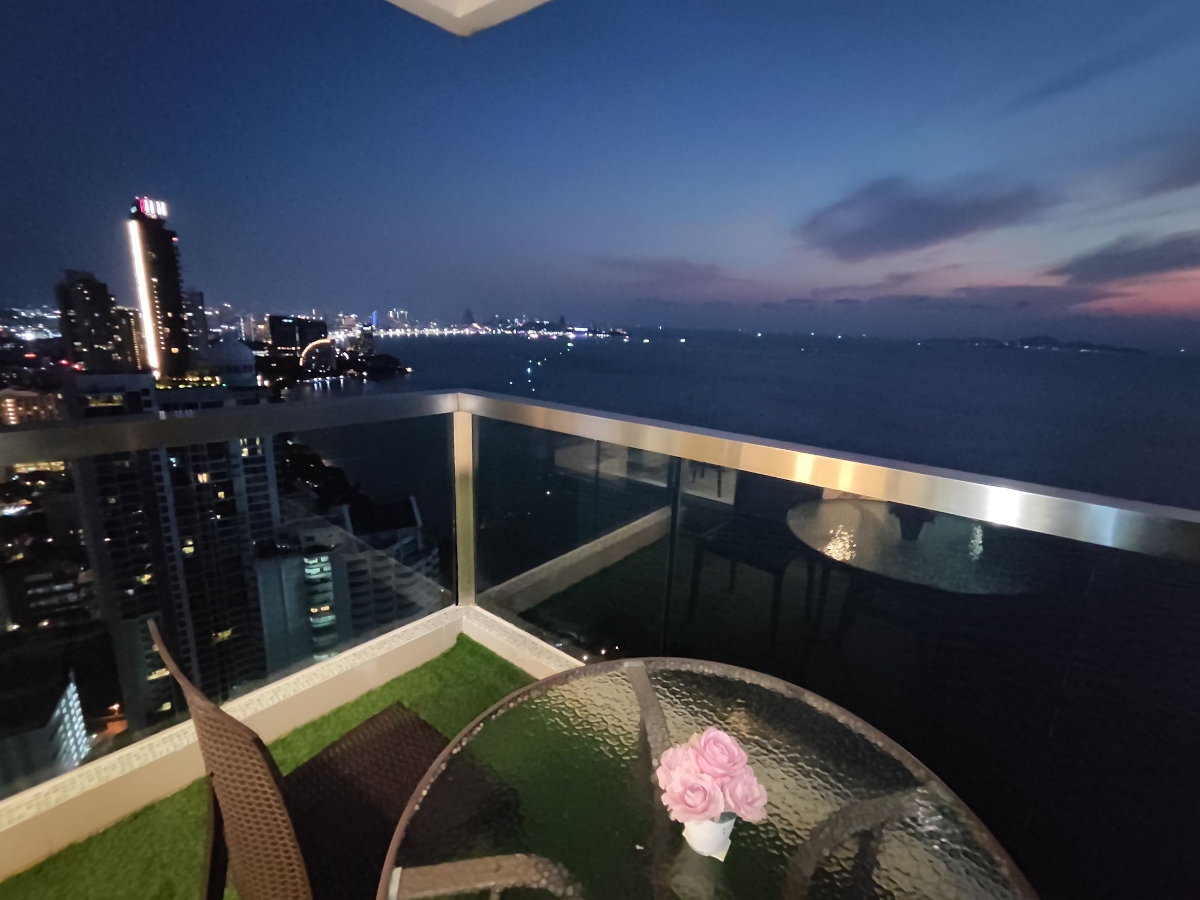 รูป For Sale Condo the Palm wongamat beach Front 2bed Direct sea view (S03-1013S)  - รูปที่ 1/32