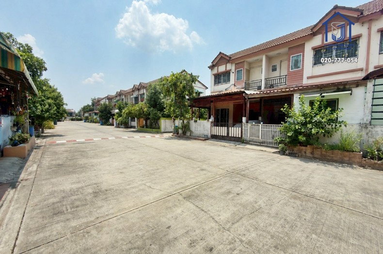รูป ขายทาวน์เฮาส์ 2 ชั้น หมู่บ้านกรีนการ์เด้นโฮม 8 ถนนลำลูกกา คลองแปด - รูปที่ 2/11