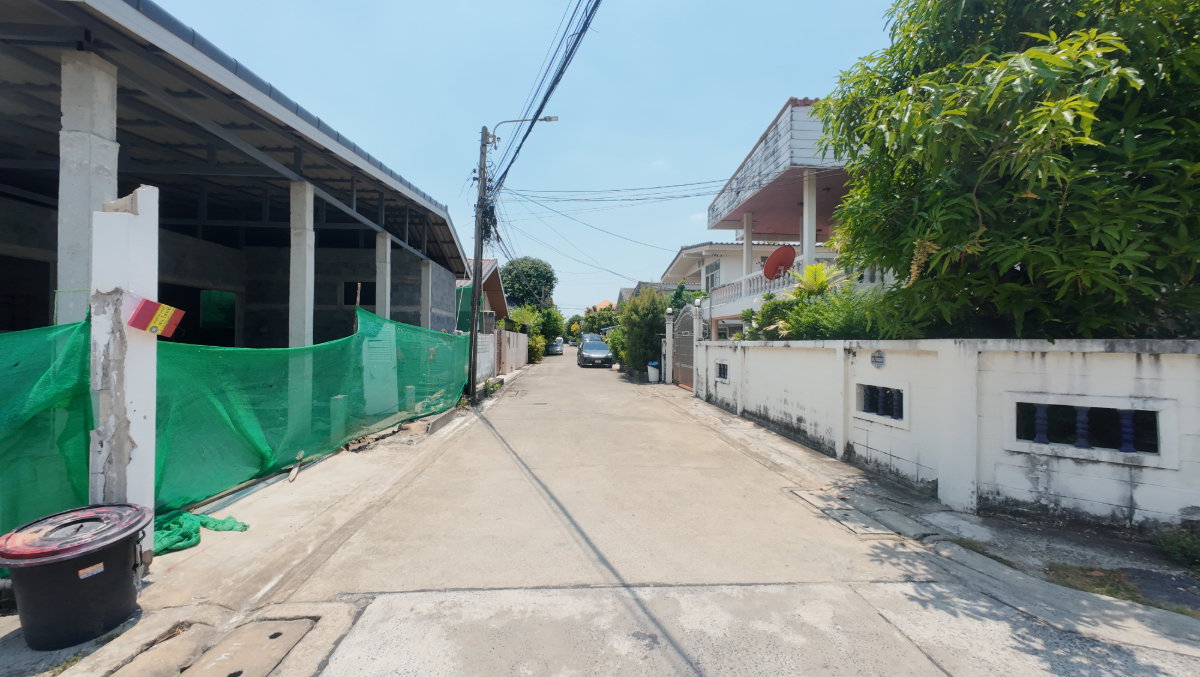รูป บ้านเก่าทำเลดี ที่คนมองเป็นจะเห็นโอกาส! 54 ตร.ว. โชคชัย 4 ใกล้รถไฟฟ้าสายสีเหลือง - รูปที่ 6/19