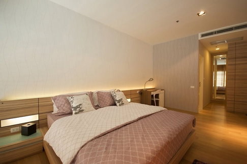 P-49451 | Noble Refine (Sukhumvit 26)🔥 Luxury Condo in Phrom Phong – Only 350 m to BTS! 🔥 | Line Id: @easythaihome | 085-592-2897