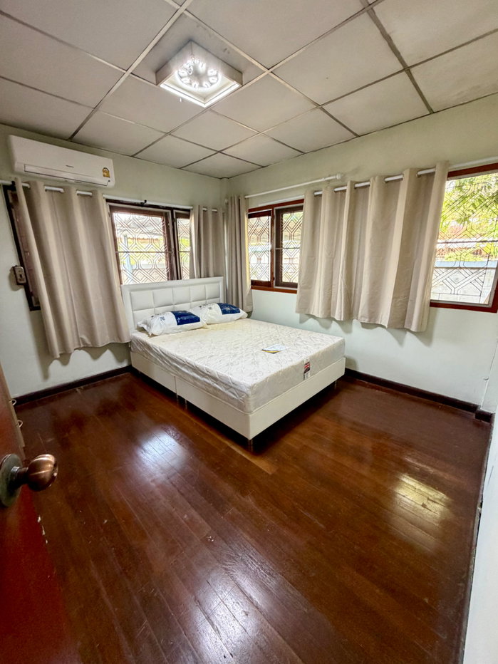 picture Home for rent for rent for rent  - 8/12