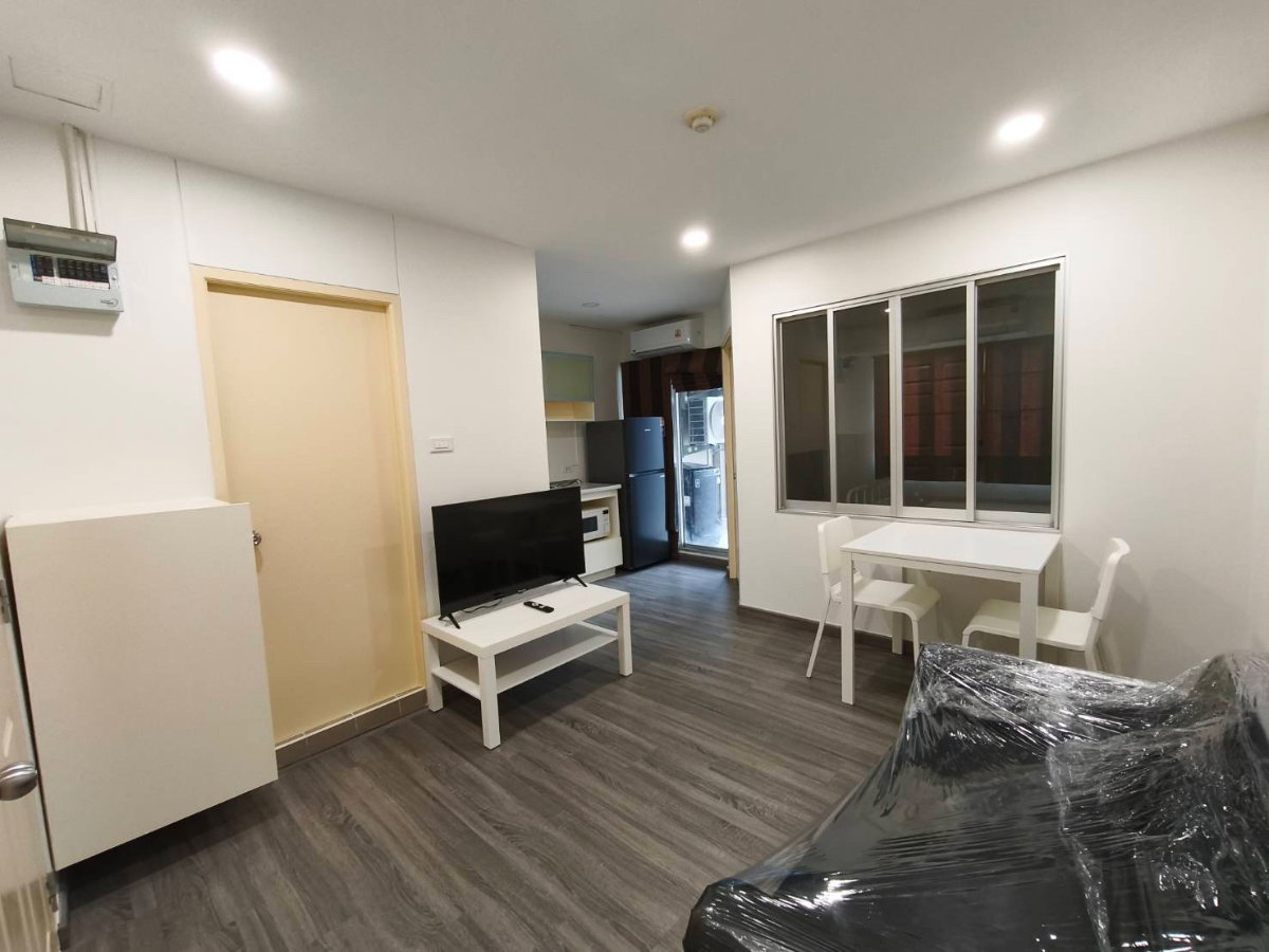 รูป S26 ให้เช่าคอนโด Lumpini Condo Town Bodindecha - Ramkhamhaeng (ลุมพีนีคอนโดทาวน์บดินทรเดชา - รามคำแหง)ห้องใหม่ เฟอร์นิเจอร์ครบ พร้อมเข้าอยู่  - รูปที่ 6/12