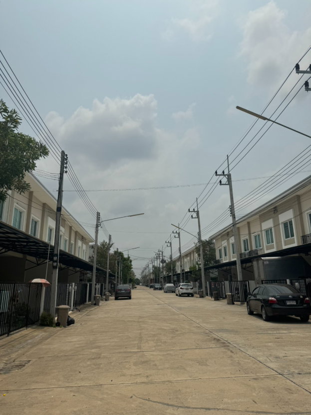 รูป ให้เช่าทาวน์เฮ้าส์ 17.5 ตร.ว 105.42 ตร.มโทร 0821681682 เเอดไลน์0635091134 - รูปที่ 11/12