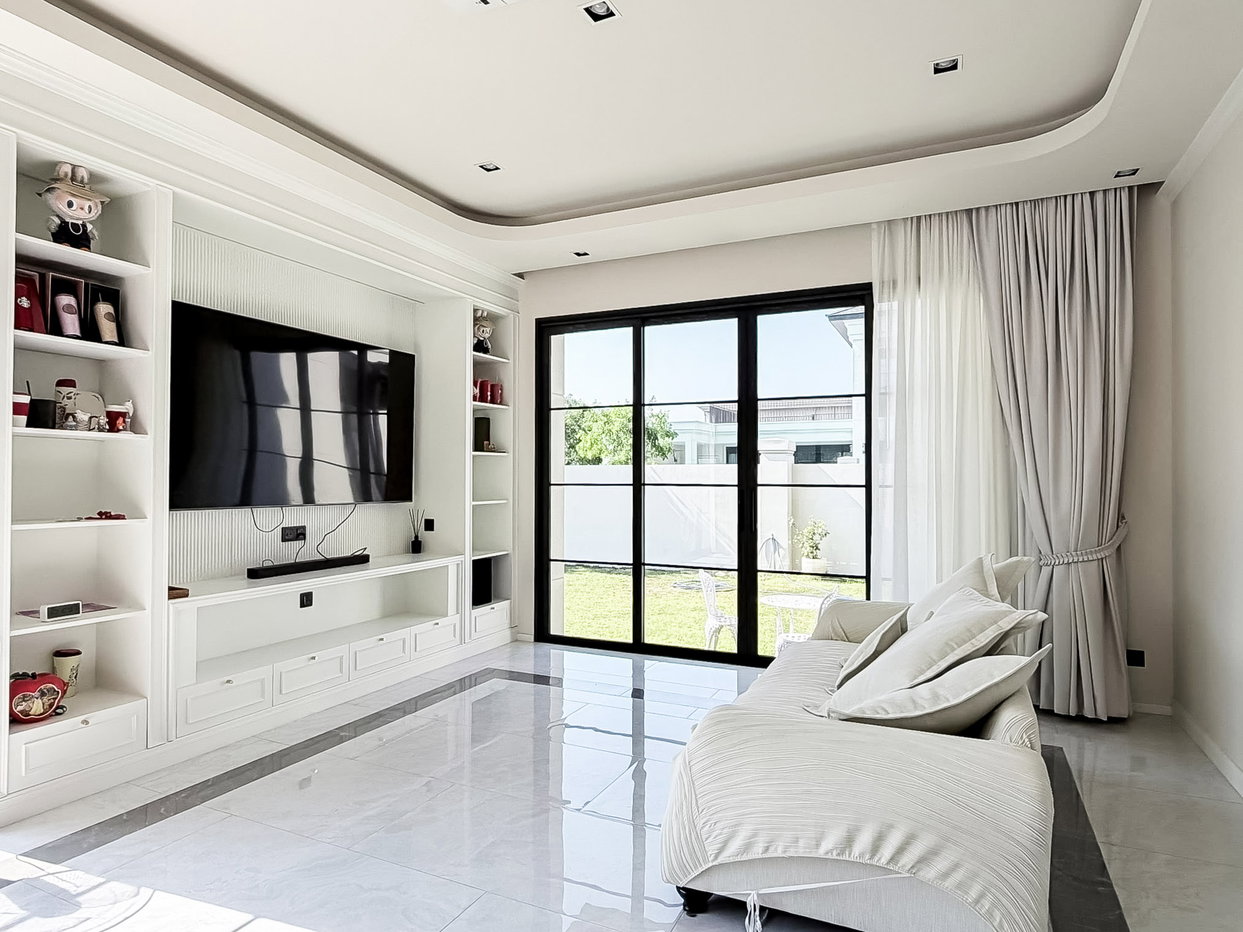 รูป Luxury Corner House for Rent Nong Pla Lai East Pattaya - รูปที่ 2/14