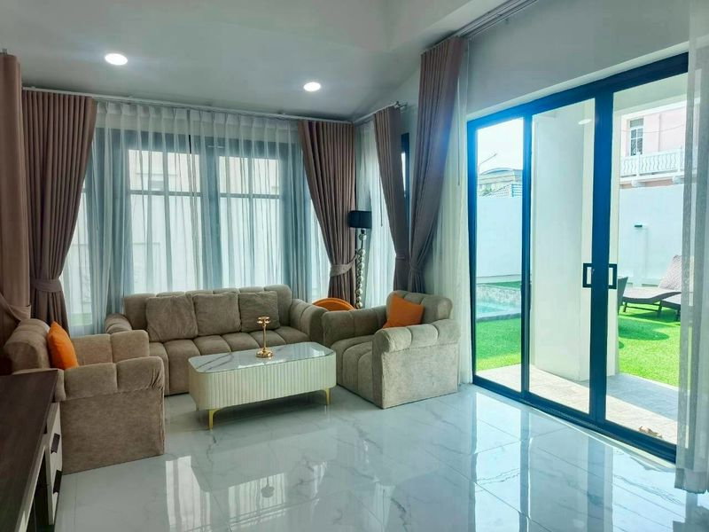 รูป ให้เช่า Baan Fah Rim Haad Jomtien  5 นอน 4 น้ำ  - รูปที่ 1/10