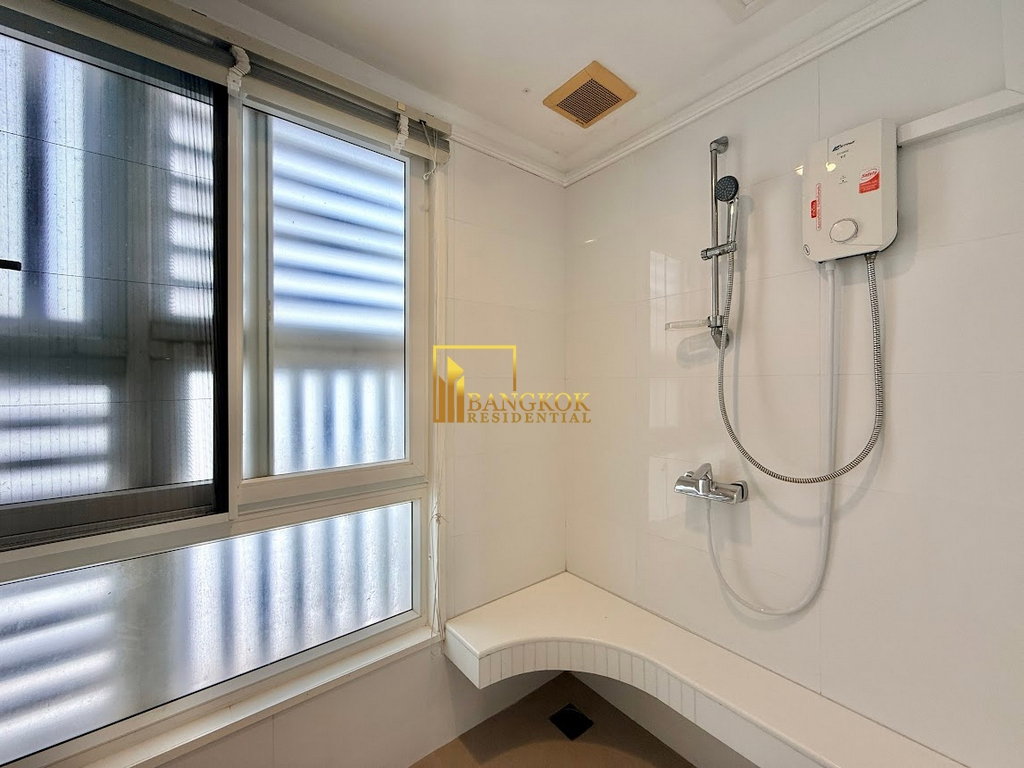 รูป Incredible 6 Bedroom House For Rent in Phra Khanong Area - BR28166SH - รูปที่ 35/71