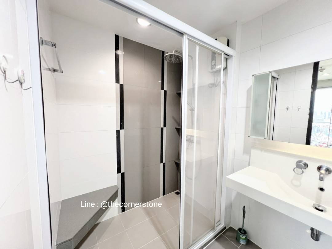 รูป ห้องสวย พร้อมเช่า❗️"𝐑𝐡𝐲𝐭𝐡𝐦 𝐑𝐚𝐭𝐜𝐡𝐚𝐝𝐚"  1 ห้องนอน 46 ตร.ม. ติด MRT-รัชดาภิเษก  [251211] - รูปที่ 8/10