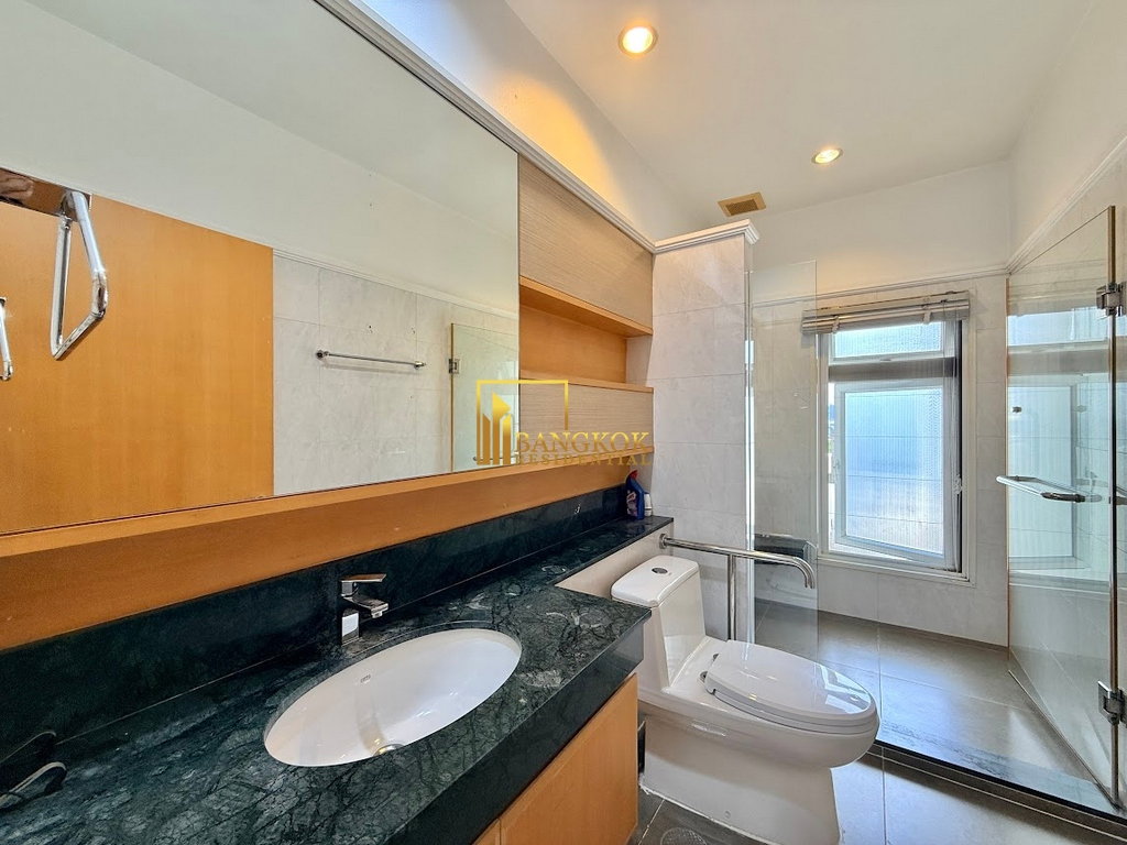 รูป Incredible 6 Bedroom House For Rent in Phra Khanong Area - BR28166SH - รูปที่ 68/71