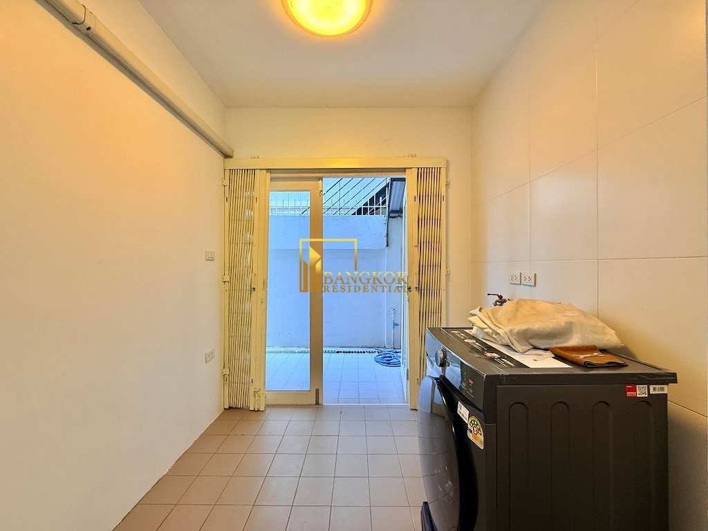 รูป Incredible 6 Bedroom House For Rent in Phra Khanong Area - BR28166SH - รูปที่ 70/71