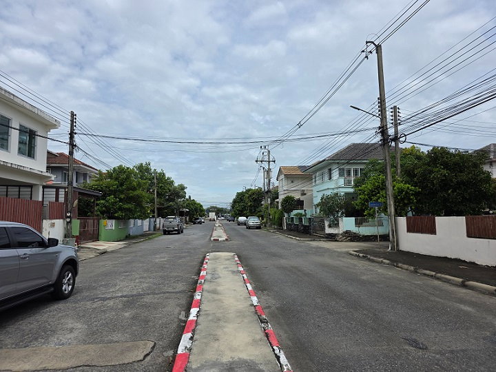 รูป บ้าน 2 ชั้น ม.บุณฑริก ถ.ไสวประชาราษฎร์ อ.ลำลูกกา ปทุมธานี - รูปที่ 4/6