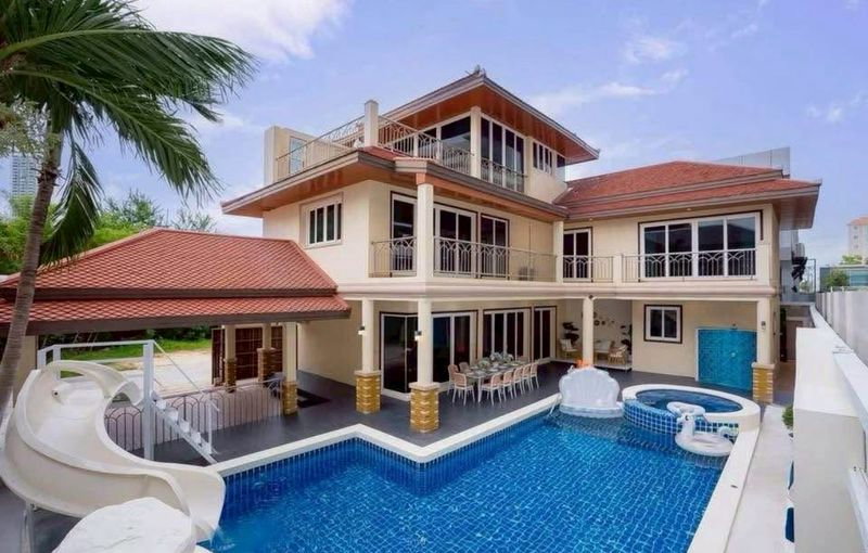 รูป ขายบ้านเดี่ยวสุดหรู หลังใหญ่ ใกล้ หาดจอมเทียน เพียงไม่กี่นาที - รูปที่ 1/20