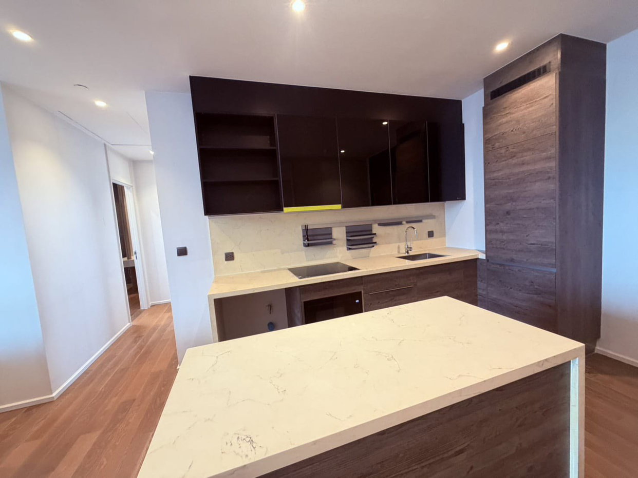 รูป LTHC15240 -👑 🐩Exclusive High-Floor Residence in Prime Chidlom | Pet-Friendly Condo | 120,000 THB/Month คอนโดหรูชิดลม ให้ความเป็นส่วนตัว พร้อมสิ่งอำนวยความสะดวกครบครัน ใกล้ BTS - รูปที่ 3/5