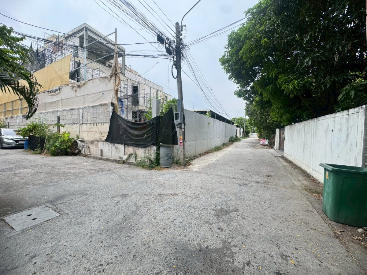 รูป ขายที่ดิน 400 ตร.ว. ใจกลางสวนหลวง ทำเลหายาก! รีบเป็นเจ้าของ (N.2109) - รูปที่ 13/13