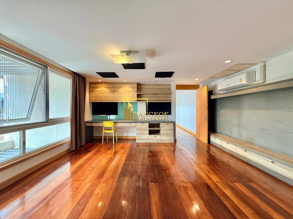 รูป Incredible 6 Bedroom House For Rent in Phra Khanong Area - BR28166SH - รูปที่ 31/71