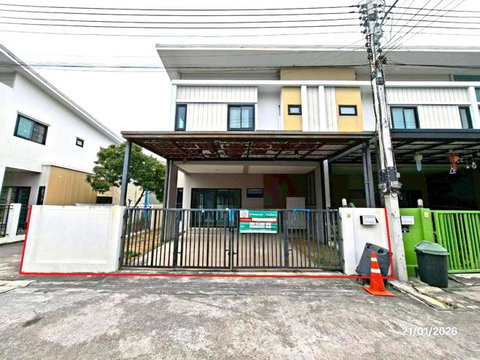 ทาวน์เฮ้าส์ 28.7 ตร.วา เดอะโมดิช ราชพฤกษ์-กาญจนาภิเษก ลาดหลุมแก้ว ปทุมธานี 2.2M