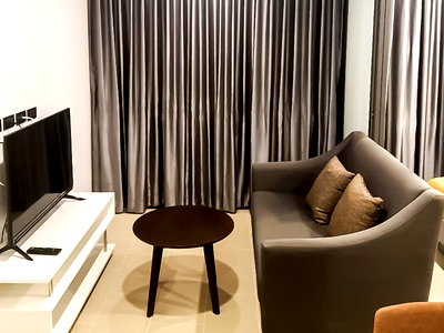 Condos for rent Bang Sarey Beach : SeaZen Condominium Studio for Rent in Bang Saray Sattahip